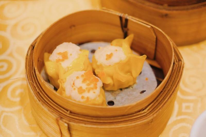 隐藏在HDB的超正宗广式点心店!传统手推车上菜,人均30新点心自助吃到撑