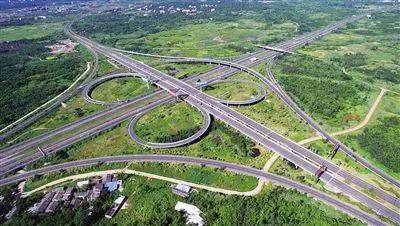 和深圳全面合作後,昨天,新加坡和上海也開始了!