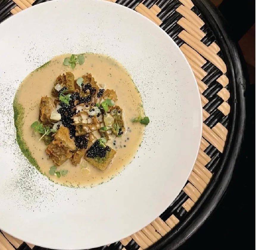 4月新店 米其林星級漢堡、粉紅摩納哥風Cafe、小衆精致法餐，吃起來