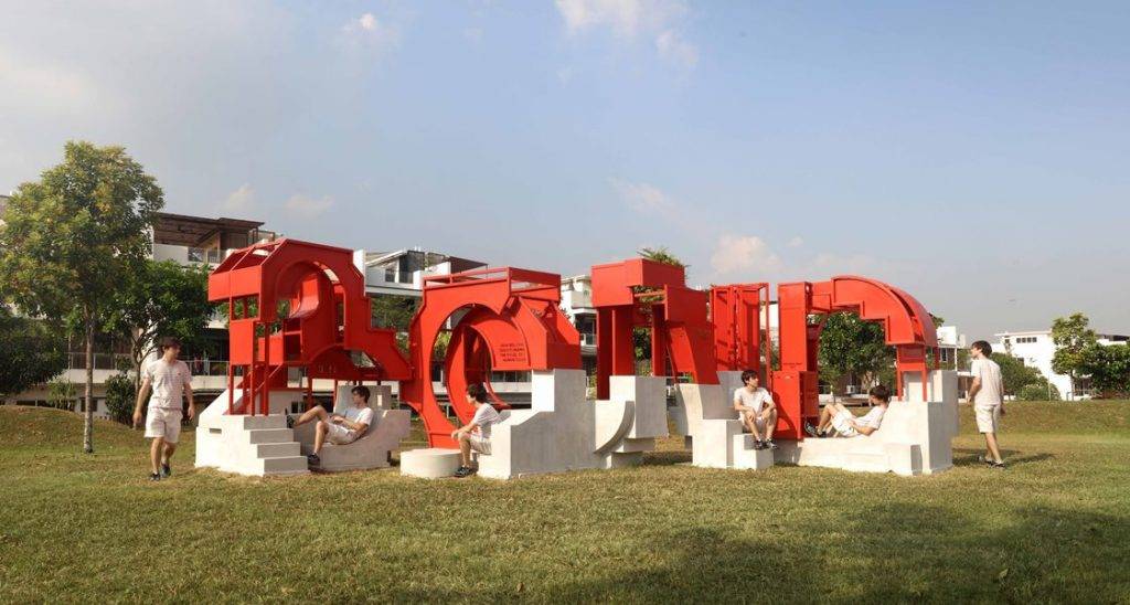 海岸步道全新装置✨ 14个艺术作品，穿梭8大公园🌳全长36KM，限时展出至6月6日✨ 