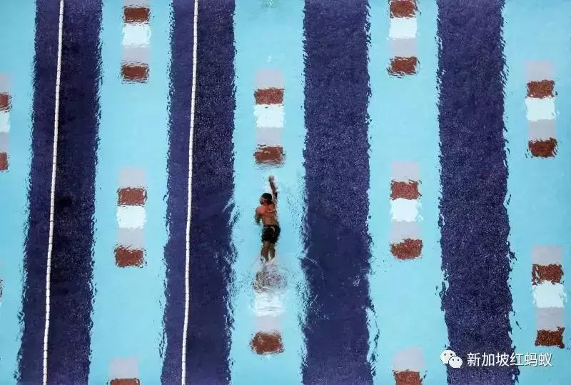 新一波疫情峰值可達每日1.5萬起　衛生部長：我們已學會“遊泳”不會“淹死”