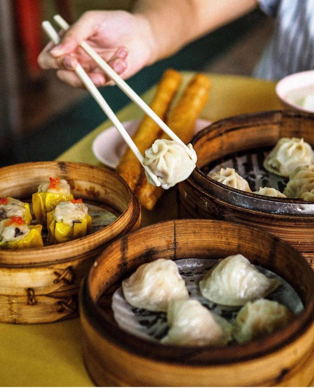 獅城十二時辰 “寅時”淩晨三點，熬夜冠軍去哪兒吃最嗨