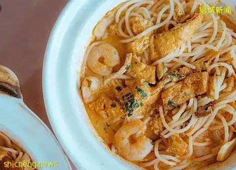 新加坡 叻沙Laksa 一定要嘗一嘗的美食之一