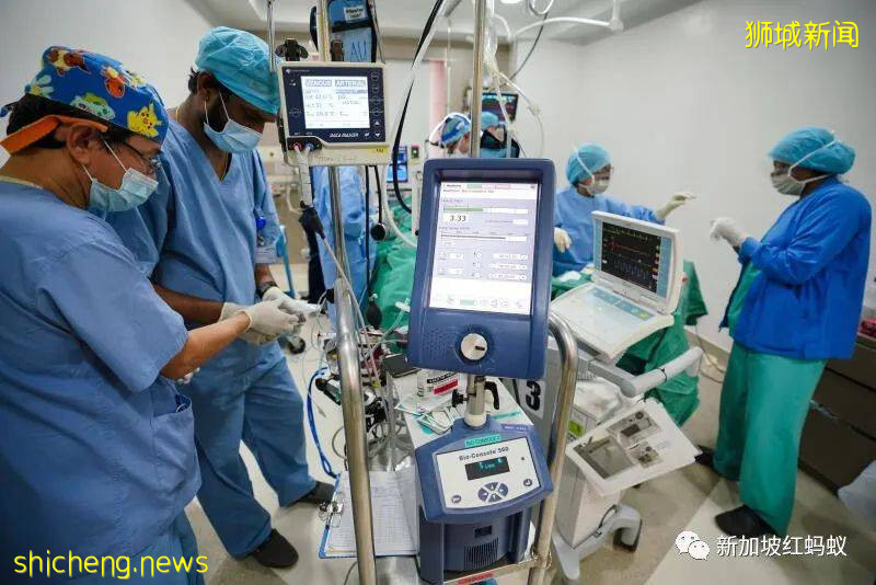 未接种疫苗的她染疫后须借助人工心肺存活,康复时重新学习吞咽