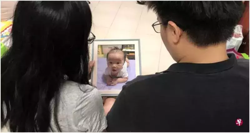 半岁大新加坡男婴早上送保姆家还笑眯眯,傍晚却突断气