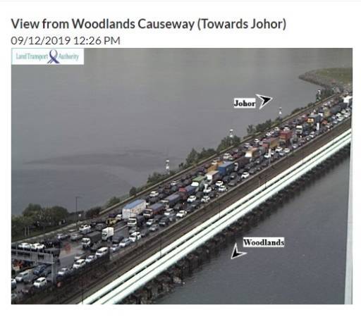 长堤雨天大塞车 你有拿病假吗