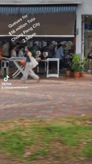 8人平分1900萬新幣！新加坡全民瘋狂買彩票、鋪滿整個房間！他連中頭獎+二獎