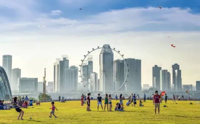 玩膩了遊樂場？來新加坡這7個地方放風筝吧，給孩子難忘的童年回憶