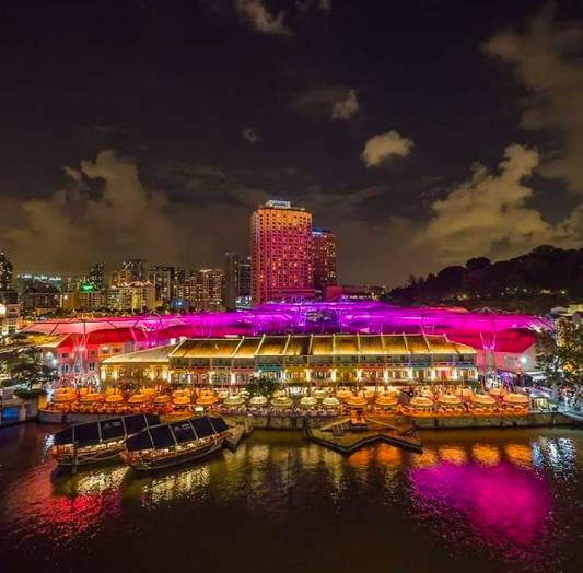 擁抱情人節到來之際,小藍爲你盤點坡島浪漫&性價比最高的拍拖勝地