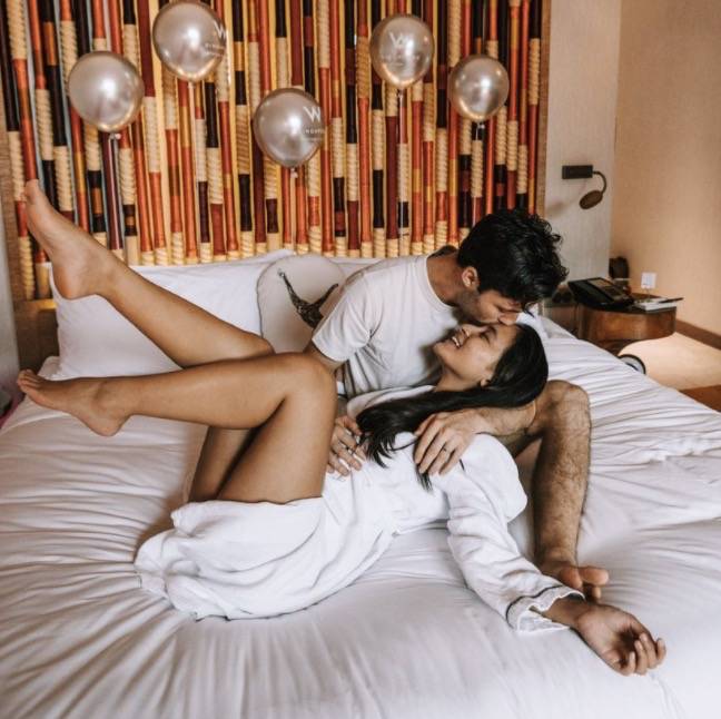 惊!新加坡酒店欢迎“男男”入住,网友们沸腾了