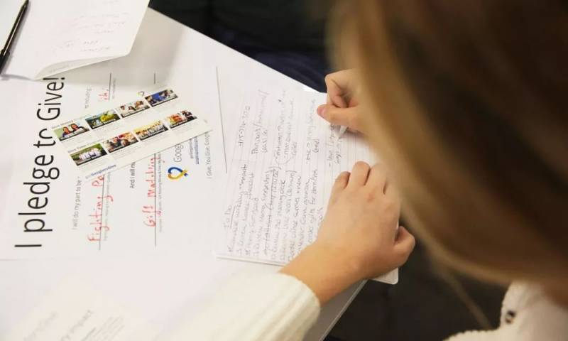 AEIS备考中的两个谣言和两个误区应该如何避免，家长该如何帮助孩子准备AEIS考试