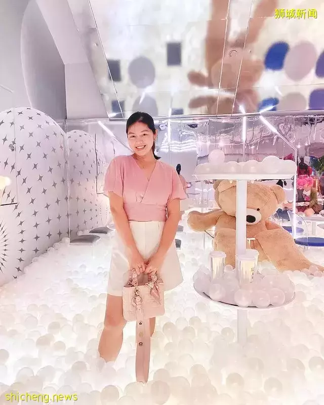 Smile Dessert第三间分行来到Funan Mall!银白梦幻主题,海洋球池+巨型玩偶,怎么拍都很美🤩