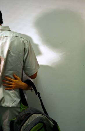 学习“尊重与同意文化” 新国3大学上性 教育课