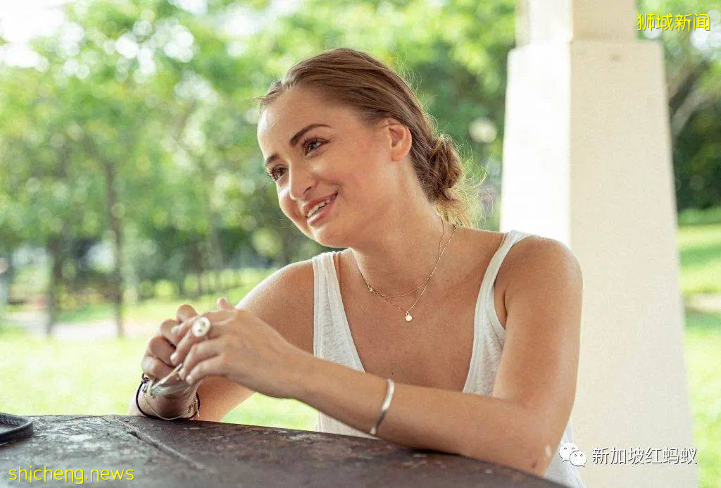 17年申请PR九次都不成功　29岁俄罗斯女孩无奈离开新加坡