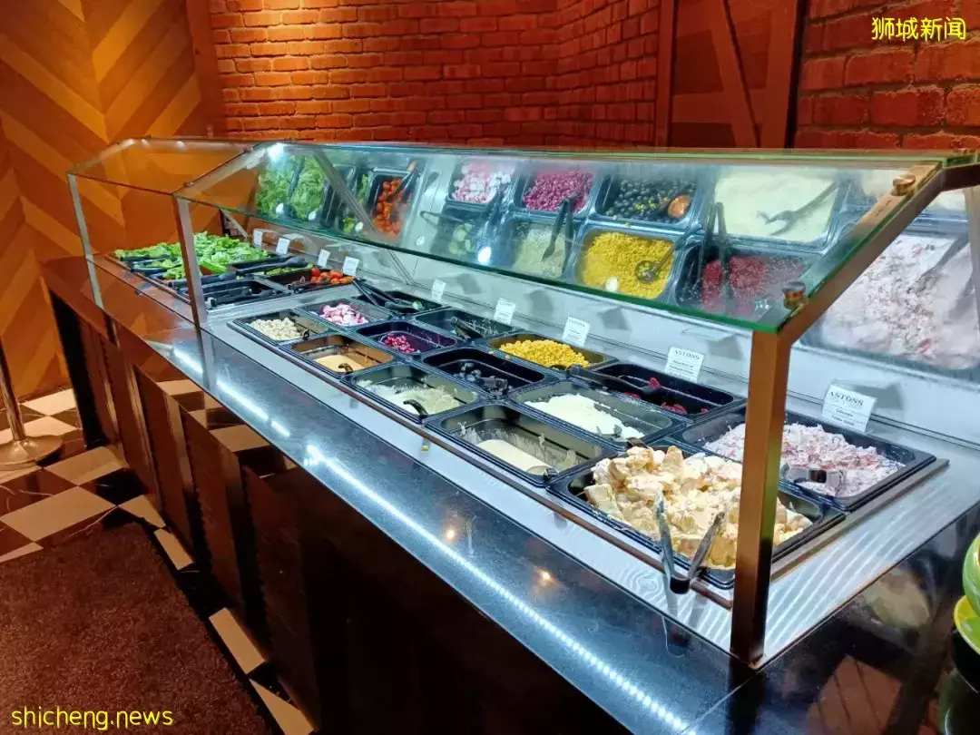 新加坡排队最长的西餐!$15.9自助,全家都爱了