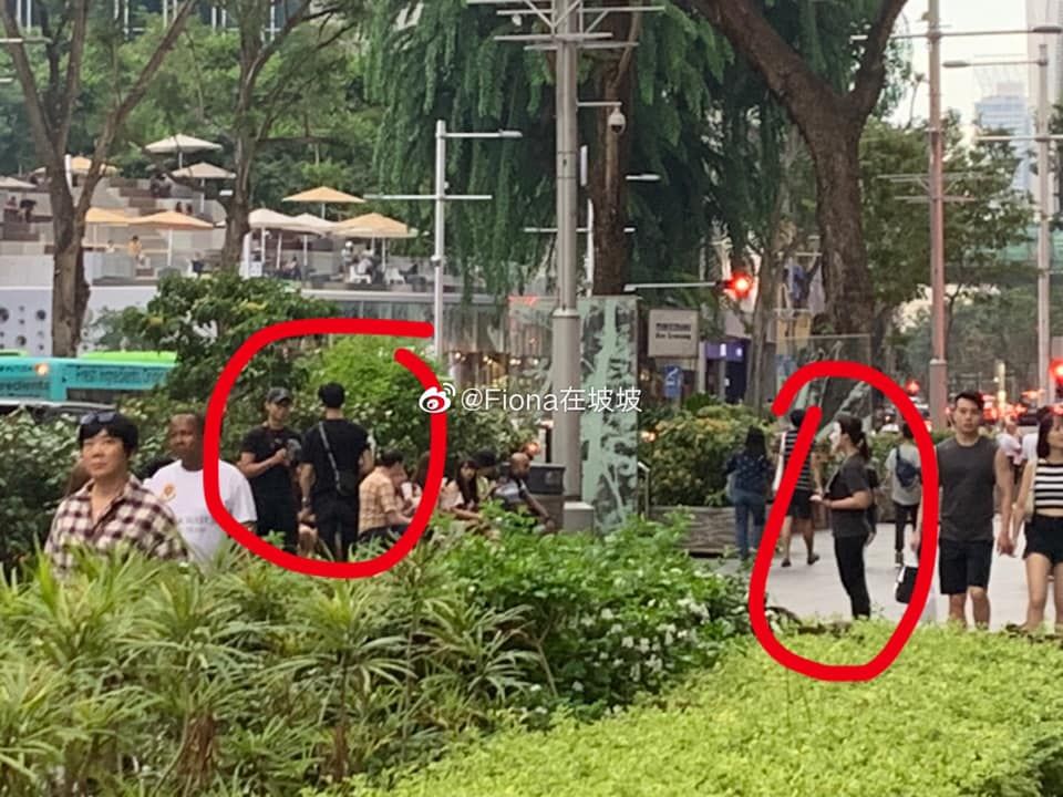 新加坡乌节路出现疑似香港蒙面人士！