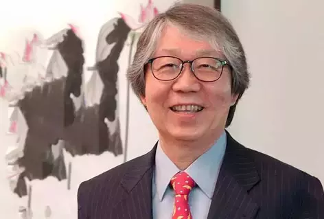 他曾反對李光耀：新加坡部長薪水不應跟市場挂鈎