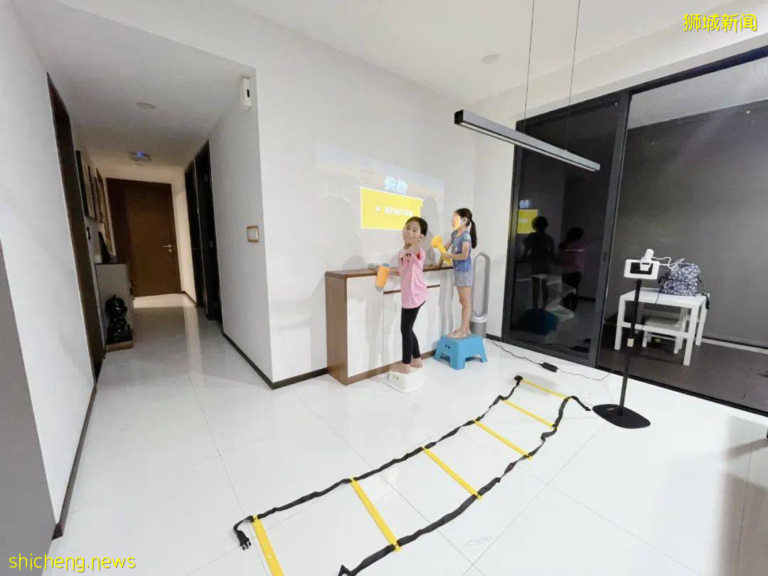 高科技！新加坡家庭必備的宅家神器，運動、教育、遊戲、投影儀功能......都有