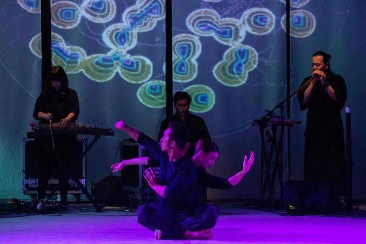 白居易笔下的盛唐“流行金曲”跟新加坡华乐新锐劲旅有何关系