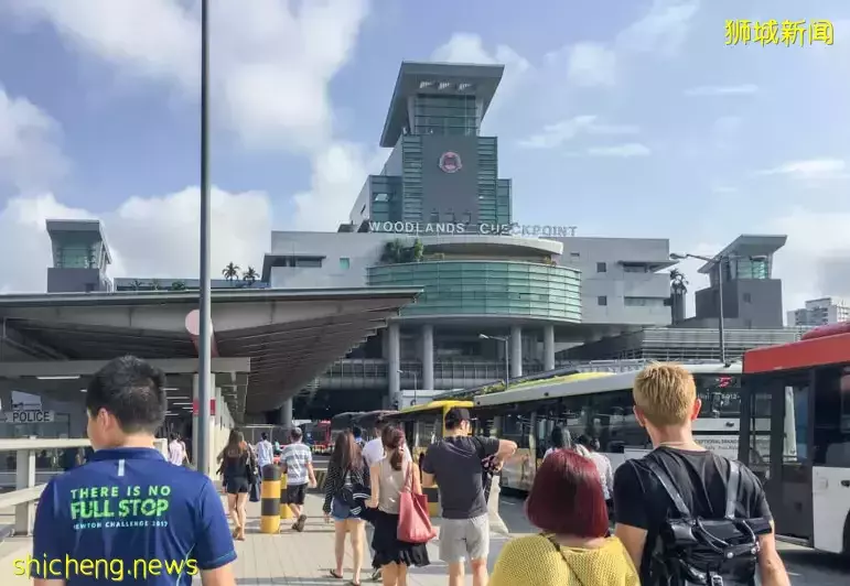 物價飙升!20年第一次,跟兩元店說再見!新加坡買車車牌就要近50萬人民幣