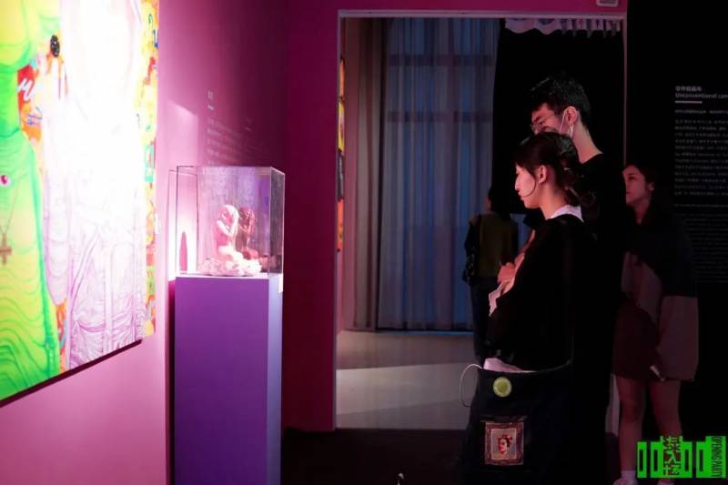 新加坡用膠帶做了一場大型公共藝術