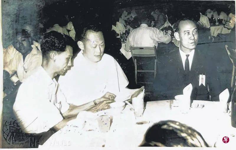 日本侵華期間,他義賣瓜子五年籌集18萬元,甚至以80元賣兒就是爲了