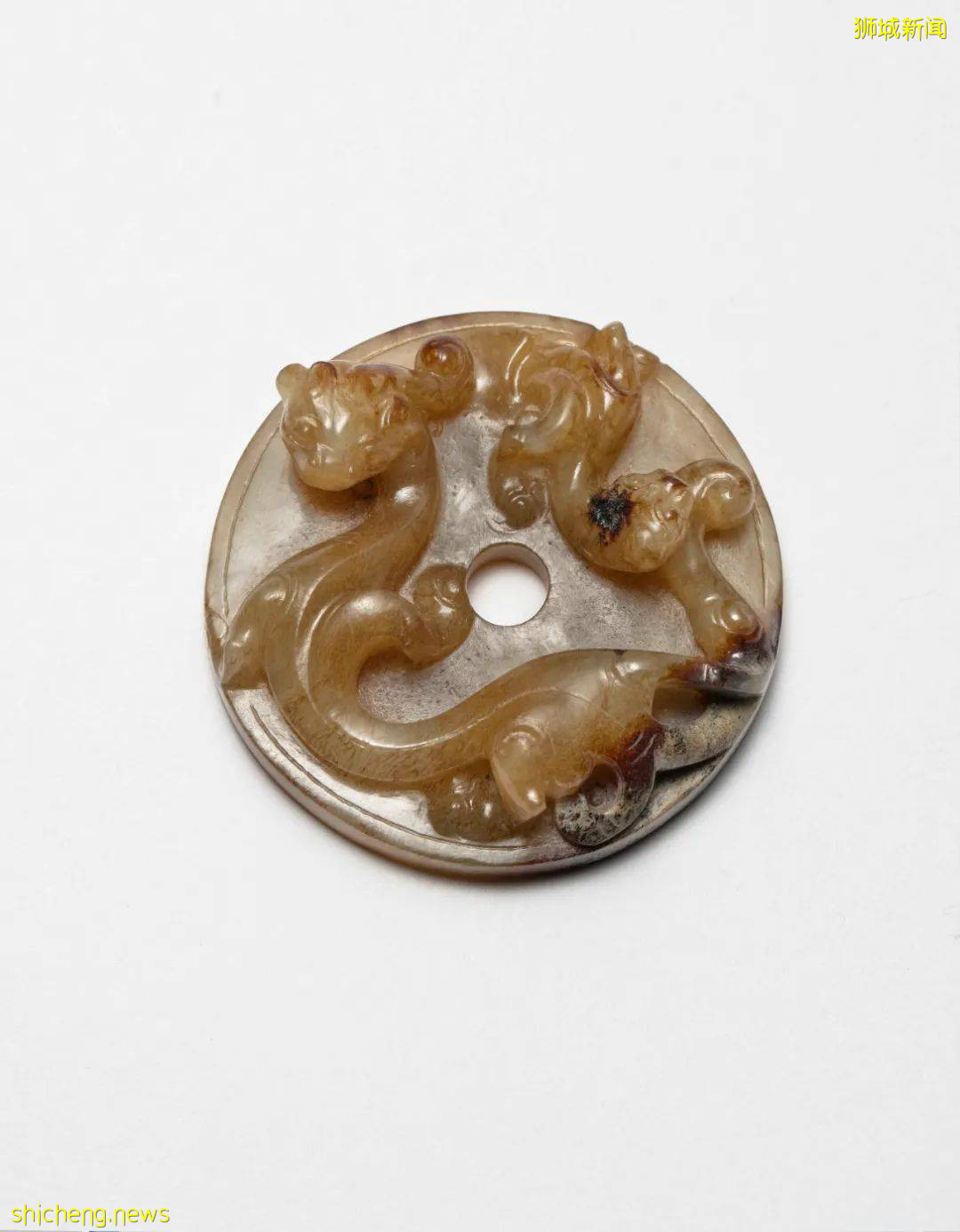 海外珍藏青瓷、建盞等瓷中奇葩荟聚獅城,新加坡國際必買好物清單