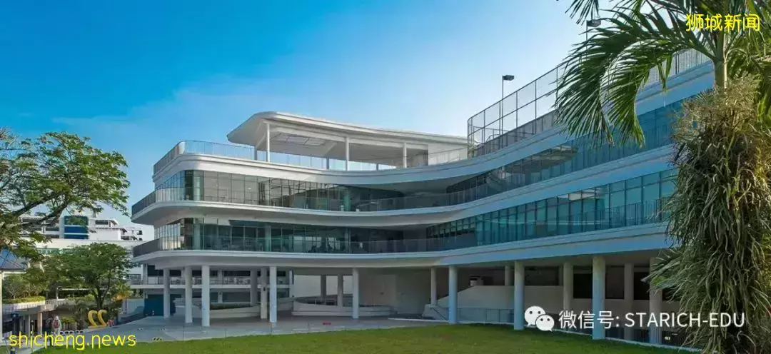 新加坡有152所“初中”,但是只有22所“高中”。剩下的学生都去哪了