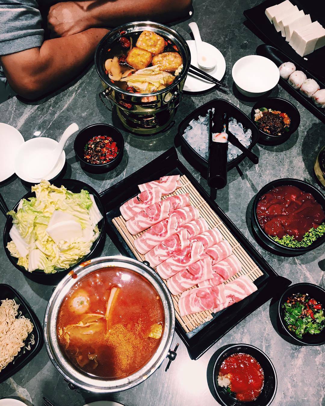 火鍋專場!一人一鍋“火鍋店”,獨自涮肉不寂寞😎 火鍋套餐最低只從S$5起