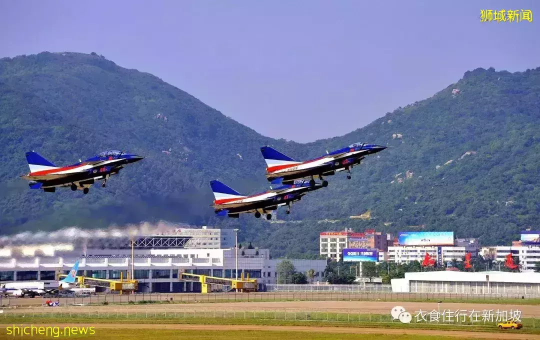 新加坡航展“减量不减热度”,美印等国多型飞机进行飞行表演
