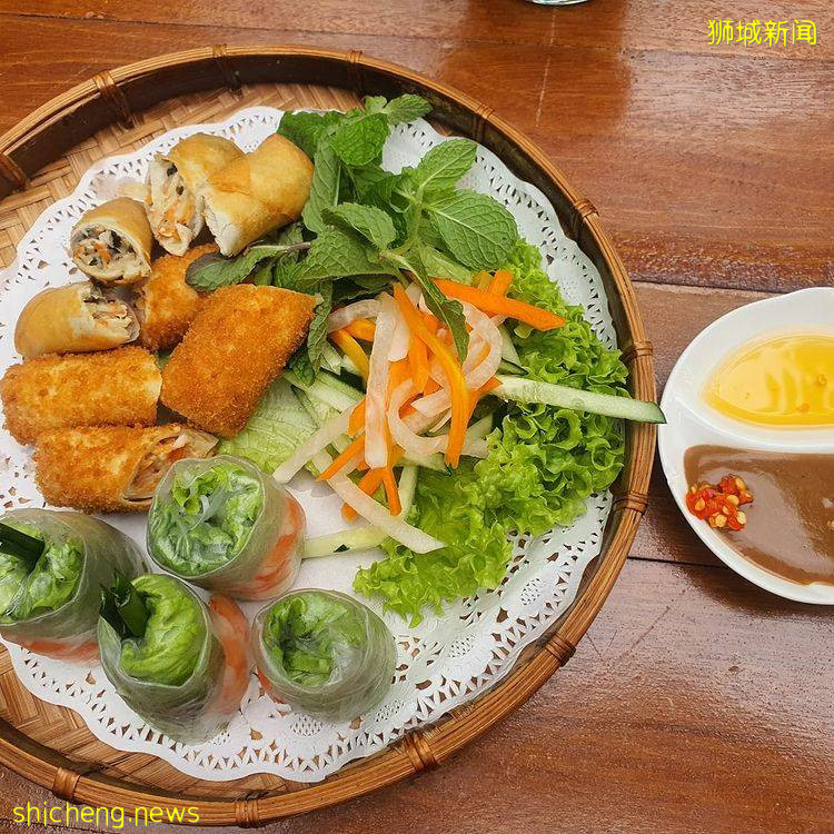 花园森系越南餐厅Lucky Saigon Cafe🌿仿佛在丛林中就餐！经典越式美食必不可少😎 