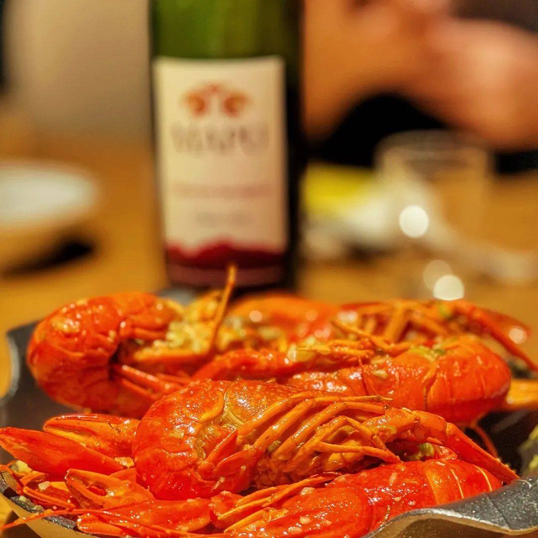 重拳出擊！獅城烤魚屆的扛把子選手們全集合