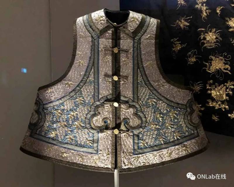 新加坡亚洲文明博物馆临时展览:时尚与纺织品