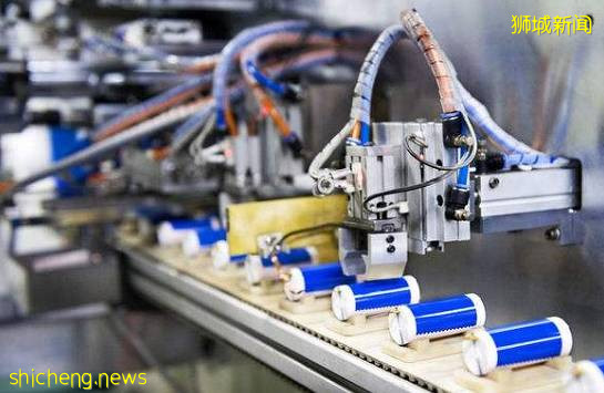 新加坡最新劳动力报告曝光:大批准证人士离开,9万多职位空缺