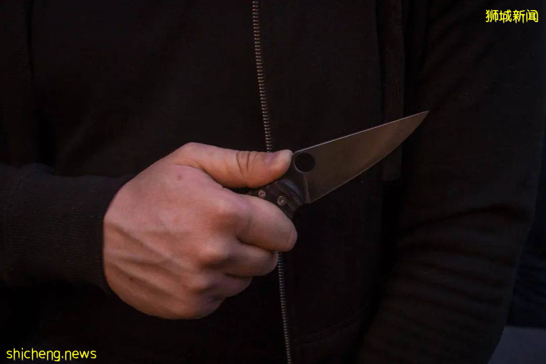 新加坡发生抢劫案,2万元被抢!嫌犯11小时后落网