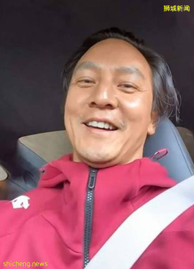 “我假装大学生勾引我在新加坡的老公......”