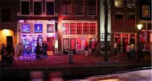 新加坡到底有多奇葩?看到最後我笑噴了哈哈哈哈