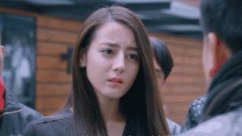 五名新加坡男子和一名中国女子包机豪赌被拦下的故事，非《白雪公主》