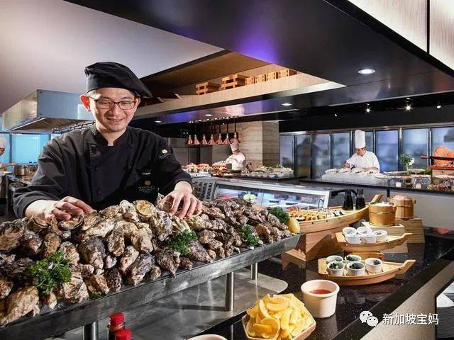 新加坡折扣 五星級酒店免費住；米其林拉面買一送一；費列羅半價