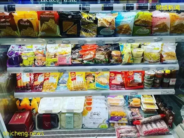 不用去到曼谷也能在Rama Bear Mart買到正版零食!泰國便利商店應有盡有,還有迷你Cafe