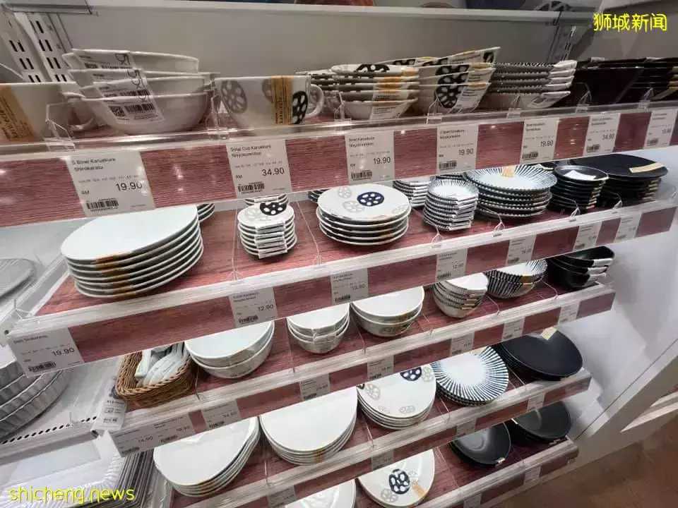 日本第一家居品牌Nitori来了!首店就在乌节路🎉预计三月份开业!好买不贵,性价比很高哦😎