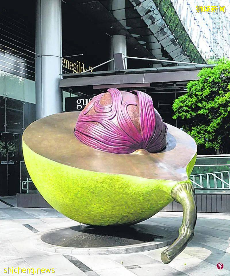 曾是种不出豆蔻的贫地,却终成为新加坡最繁华的地带,还曾有过壮观火车桥