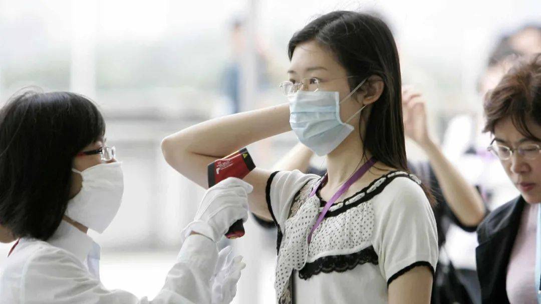 中國多地戰時狀態，建議別回家過年！新加坡整條船被隔離