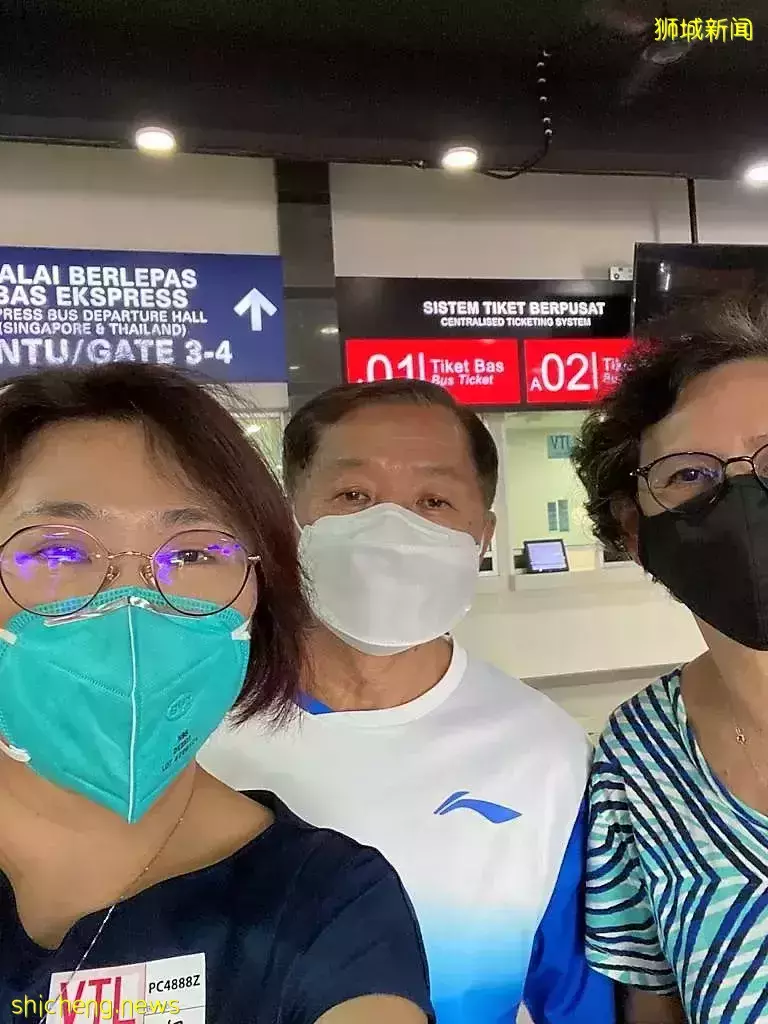 千方百计抢车票 大马客工回乡过年尽孝道