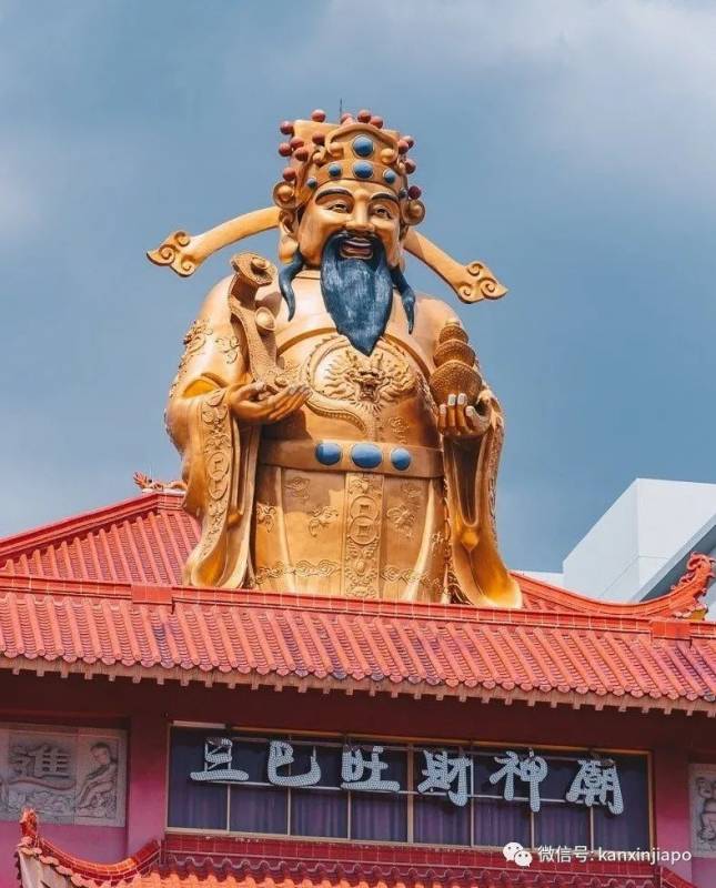 新加坡接连出现五场大火,乌节路大酒店、最大财神庙被烧