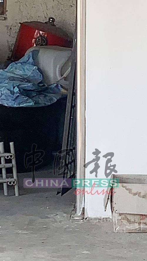 越堤族一年未归家 匪先窃财物 再重临偷车