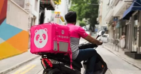 一个月赚8500新币!这个新加坡外卖员满勤31天,晒收入