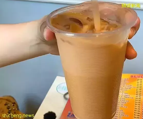 传承百年的老字号!在新加坡品尝“黑暗料理”是这种感受