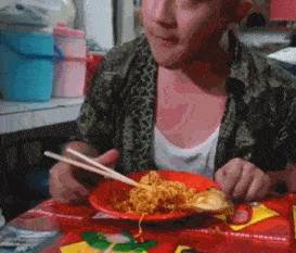 敢和中国人比吃辣,并让多数人败北?新加坡的辣文化有点恐怖