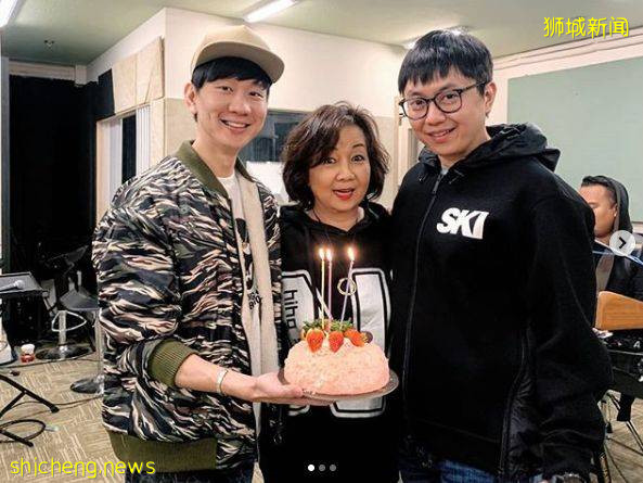 孫燕姿、林俊傑等新加坡名人集體炫“父”!